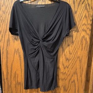 Velvet by Graham & Spencer Black Short Sleeve Twist Front Tee